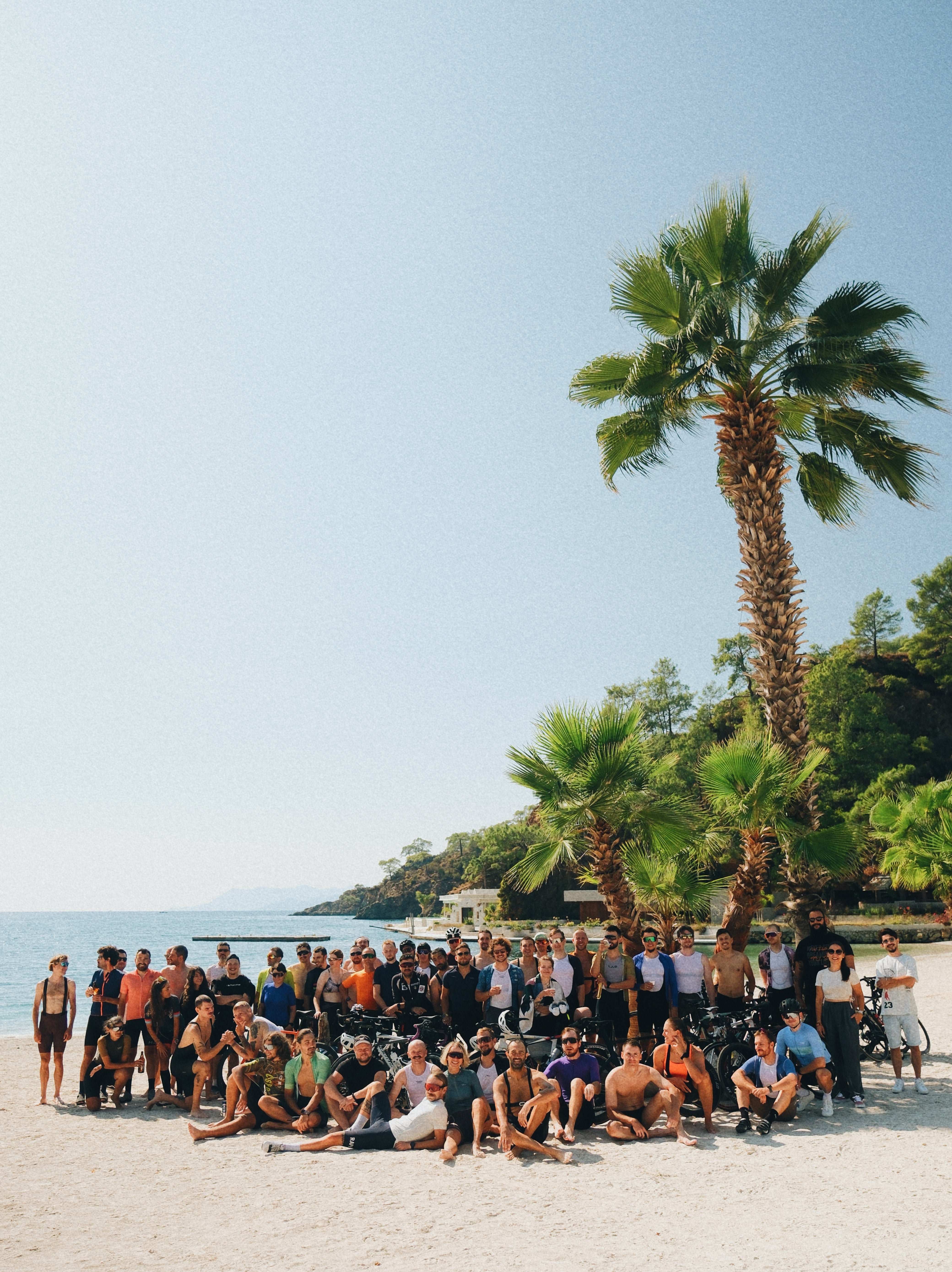 The whole camp on the beach after the last stage